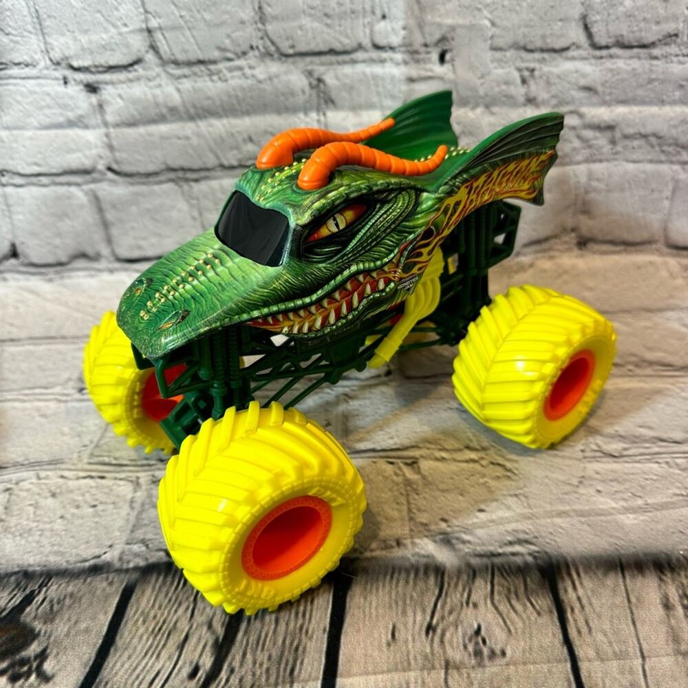 Monster Jam Dragon 1:24 Monster Truck